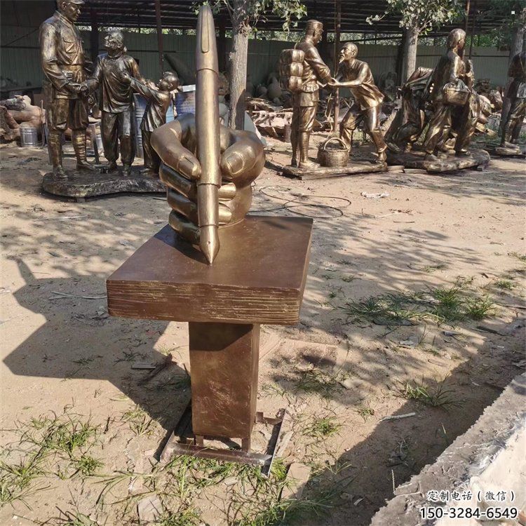 手握钢笔雕塑承接，城市雕塑，仿铜手握钢笔雕塑厂家