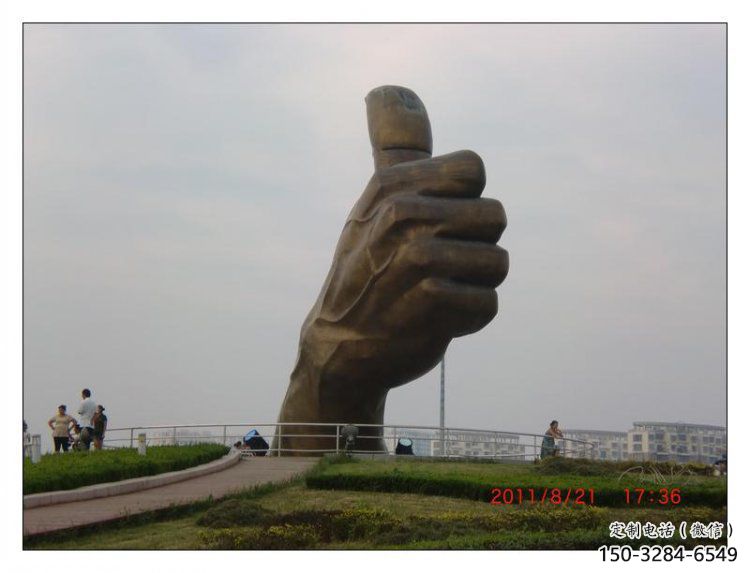 制造手掌雕塑厂家，钢管组合，不锈钢手掌雕塑常用