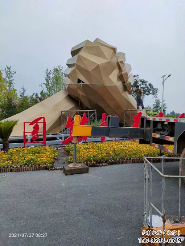 广场握手雕塑 广场握手雕塑