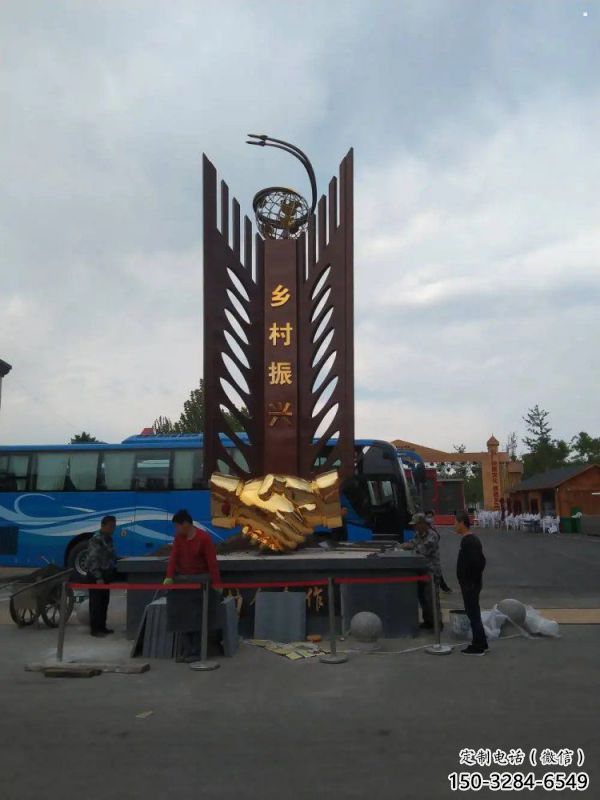 握手雕塑订做，地标建筑，不锈钢握手雕塑厂家提供