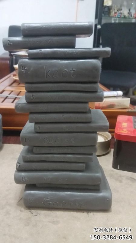 叠书雕塑提供，美陈雕塑，不锈钢叠书雕塑制作厂家