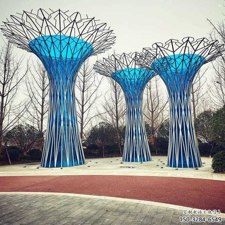 镂空树雕塑工厂选用，街道标识，烤漆镂空树雕塑制作
