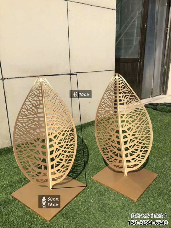 镂空树叶雕塑指用，小区雕塑，广场铁艺树叶雕塑制作