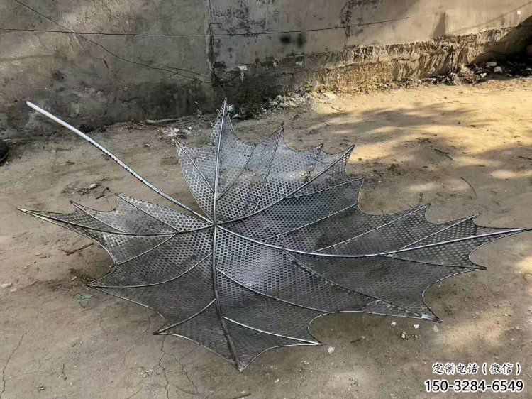 树叶雕塑生产商，彩钢制作，大型铁艺树叶雕塑定做