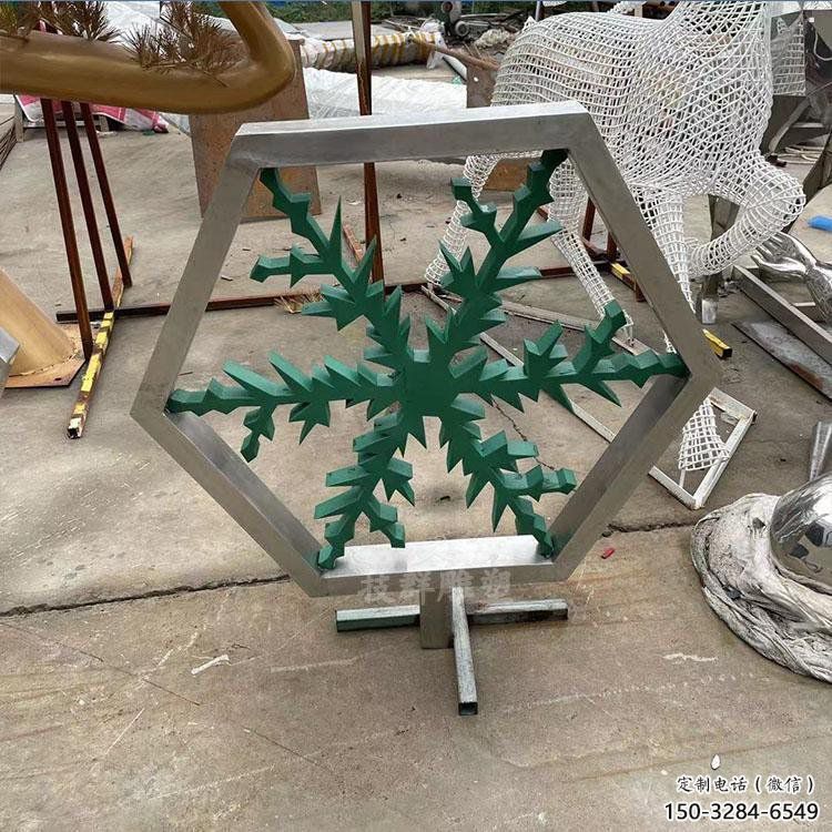 街头雪花雕塑 街头雪花雕塑