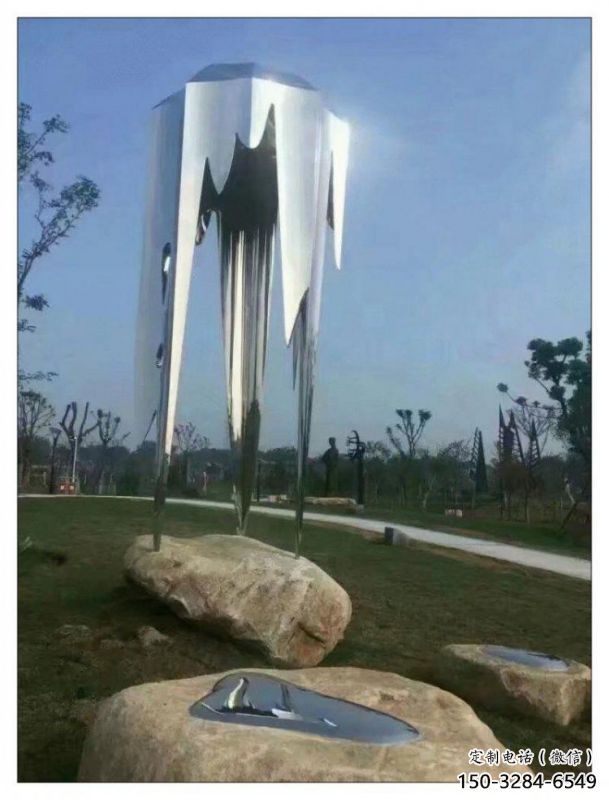 水滴雕塑摆件优选，陆地摆件，不锈钢水滴雕塑供应