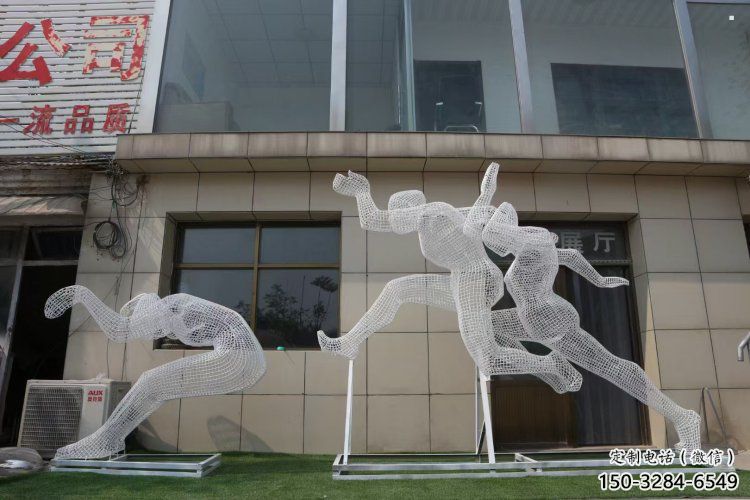 镂空体育雕塑常用，公园小品，铁艺运动人物雕塑生产商
