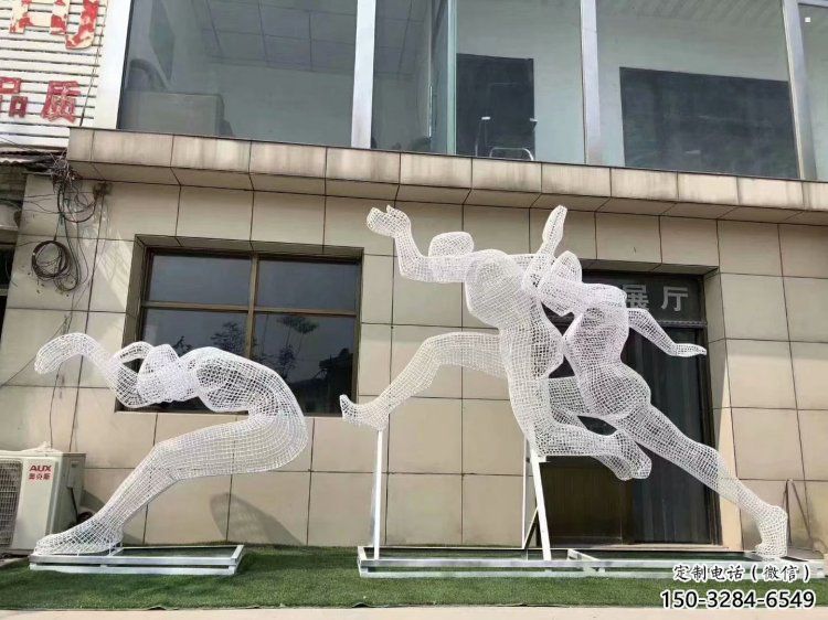 镂空运动员雕塑生产，广场雕塑，铁艺体育人物雕塑展品