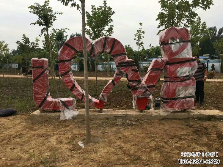 景观love雕塑造型供需，广场雕塑，不锈钢love雕塑选用
