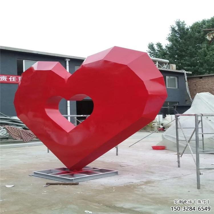 爱心雕塑精选，陆地摆件，不锈钢爱心雕塑精品