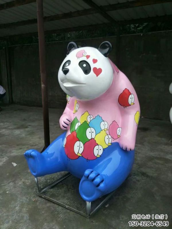 熊猫雕塑工厂，城市装饰，彩绘熊猫雕塑供给