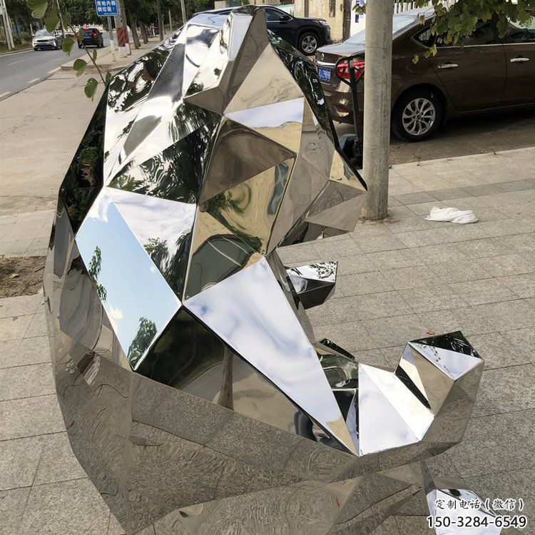 熊猫雕塑指用，景观雕塑，镜面不锈钢熊猫雕塑点击