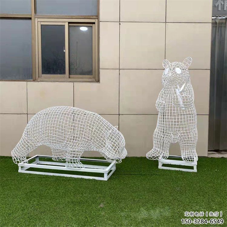 熊猫雕塑精选，街头艺术，公园镂空熊猫雕塑承接