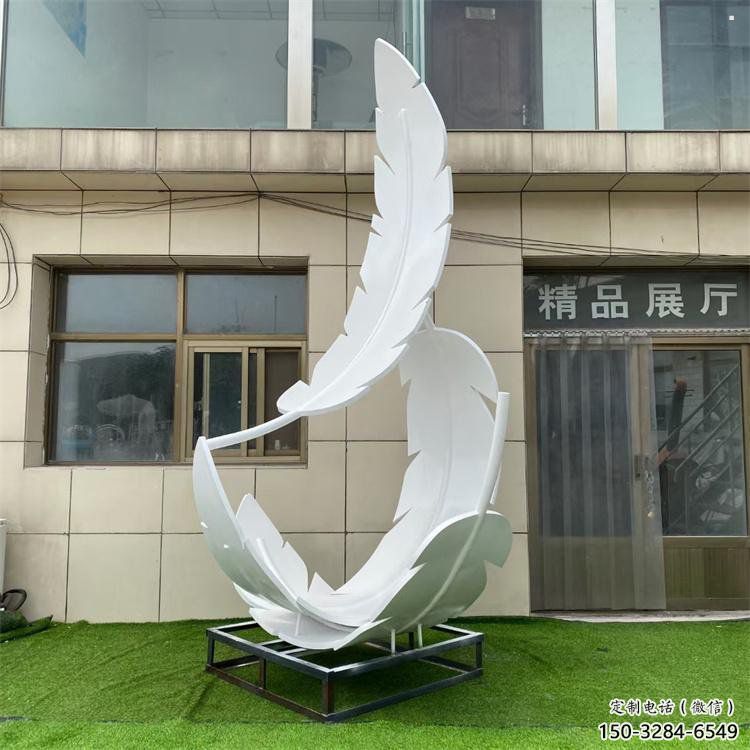 雕塑制造，白钢构件，仿真烤漆羽毛雕塑提供