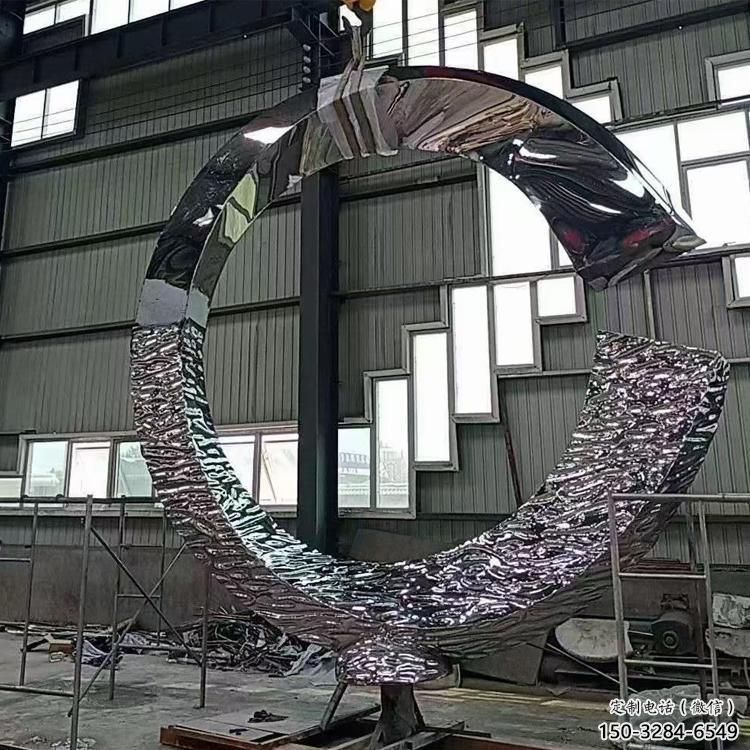 圆环雕塑造型选用，美陈雕塑，抽象不锈钢圆环雕塑标准