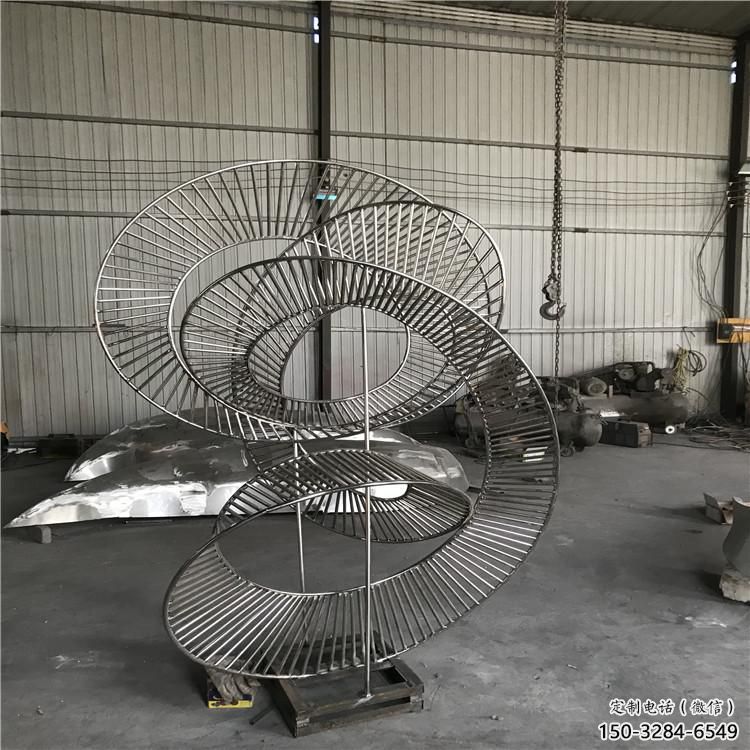 圆环雕塑批发，静态雕塑，主题镂空圆环雕塑标准