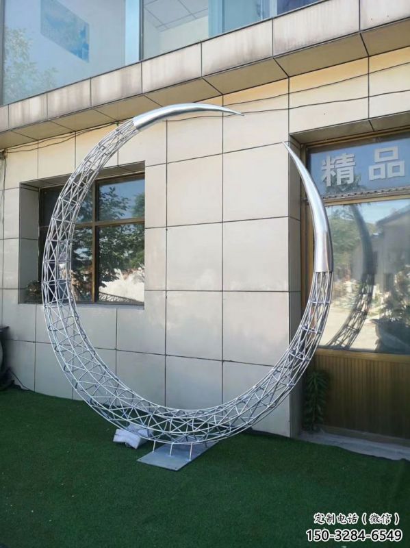 圆环雕塑制造商，小区摆件，白钢镂空圆环雕塑提供