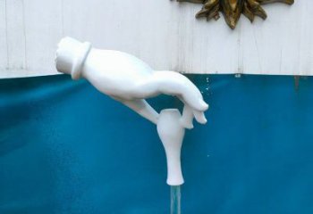 手雕塑服务商，公园小品，地产手捏瓶子雕塑厂家