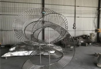 圆环雕塑批发，静态雕塑，主题镂空圆环雕塑标准