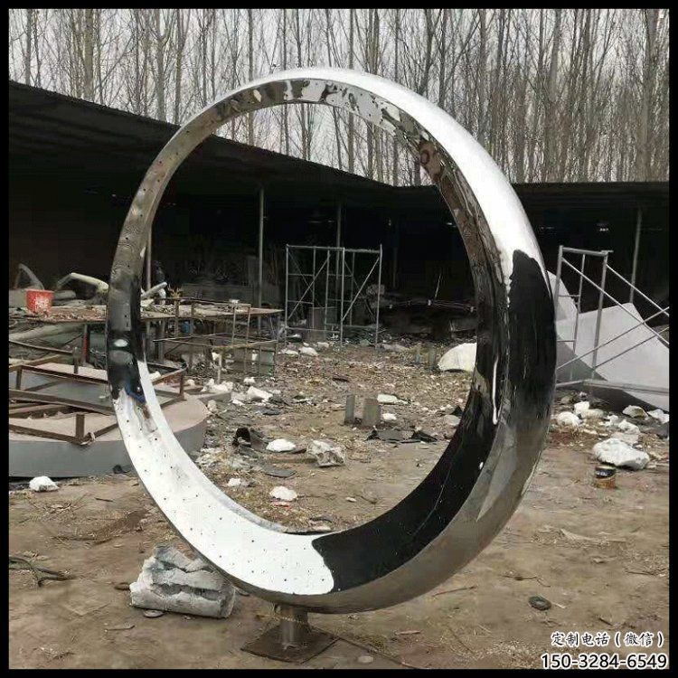 月牙雕塑选用，小区摆件，大型镂空月牙雕塑公司