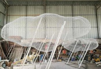 镂空云朵雕塑，编织工艺制作，金属景观雕塑
