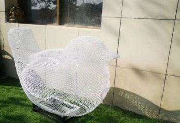 白下镂空鸟雕塑供需，透雕系列，铁艺小鸟雕塑制造商