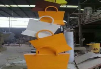 新余烤漆挎包雕塑制造商，室外软装，景观挎包雕塑制作