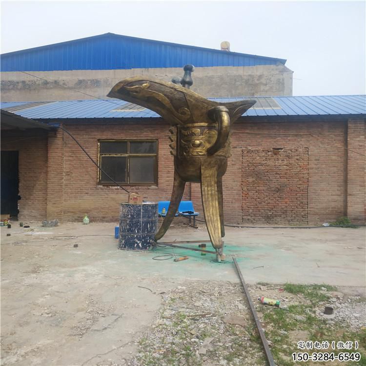 丽江公园酒杯雕塑