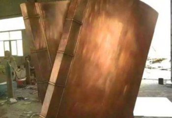 山南铸铜书籍供应，街景小品，铜书籍雕塑厂家优价